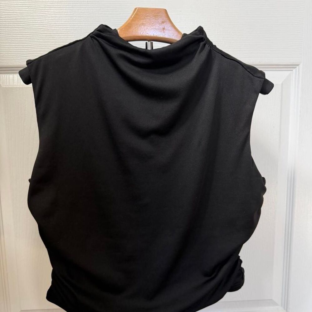 Women’s black cowl neck sleeveless blouse size large